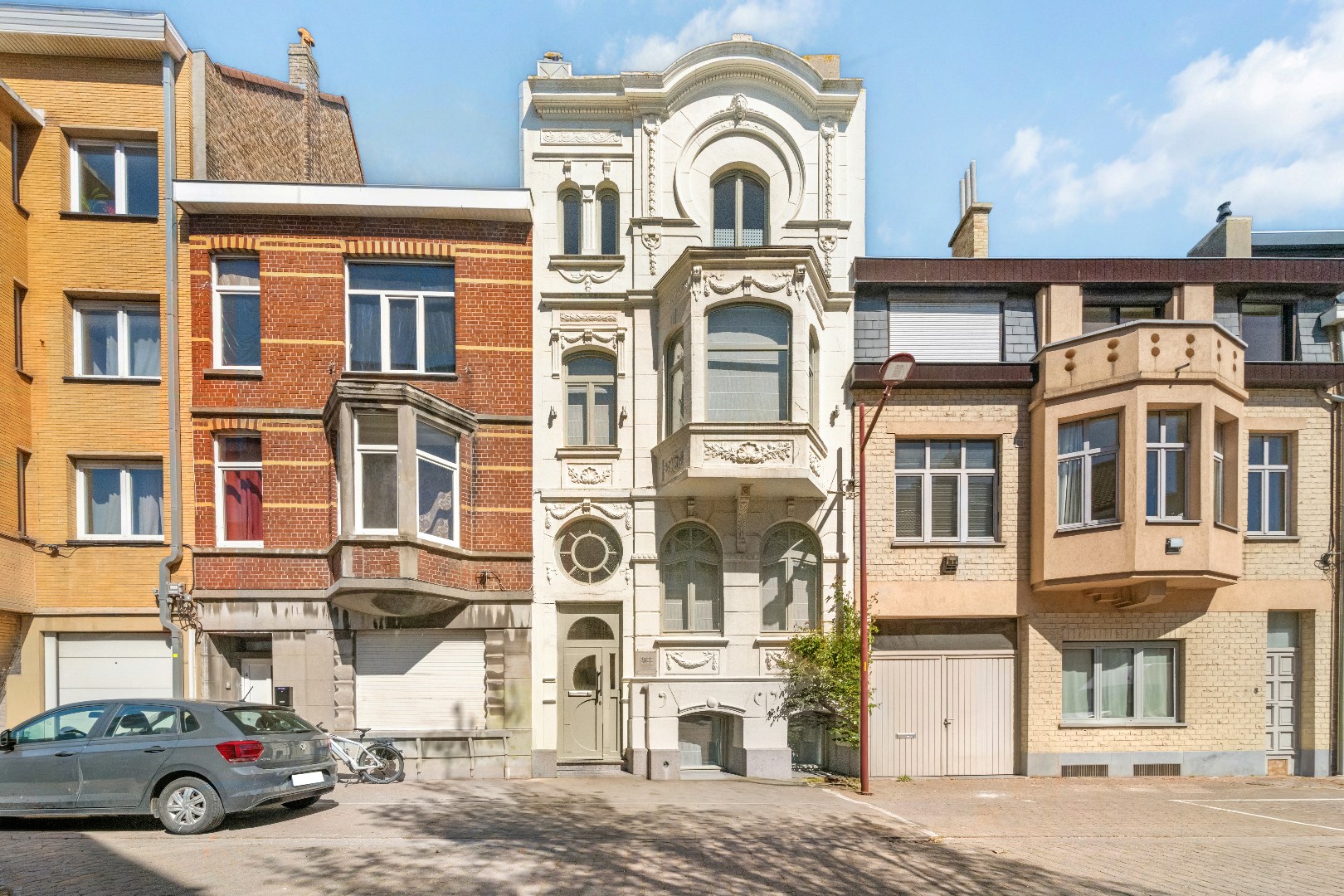Estate main image