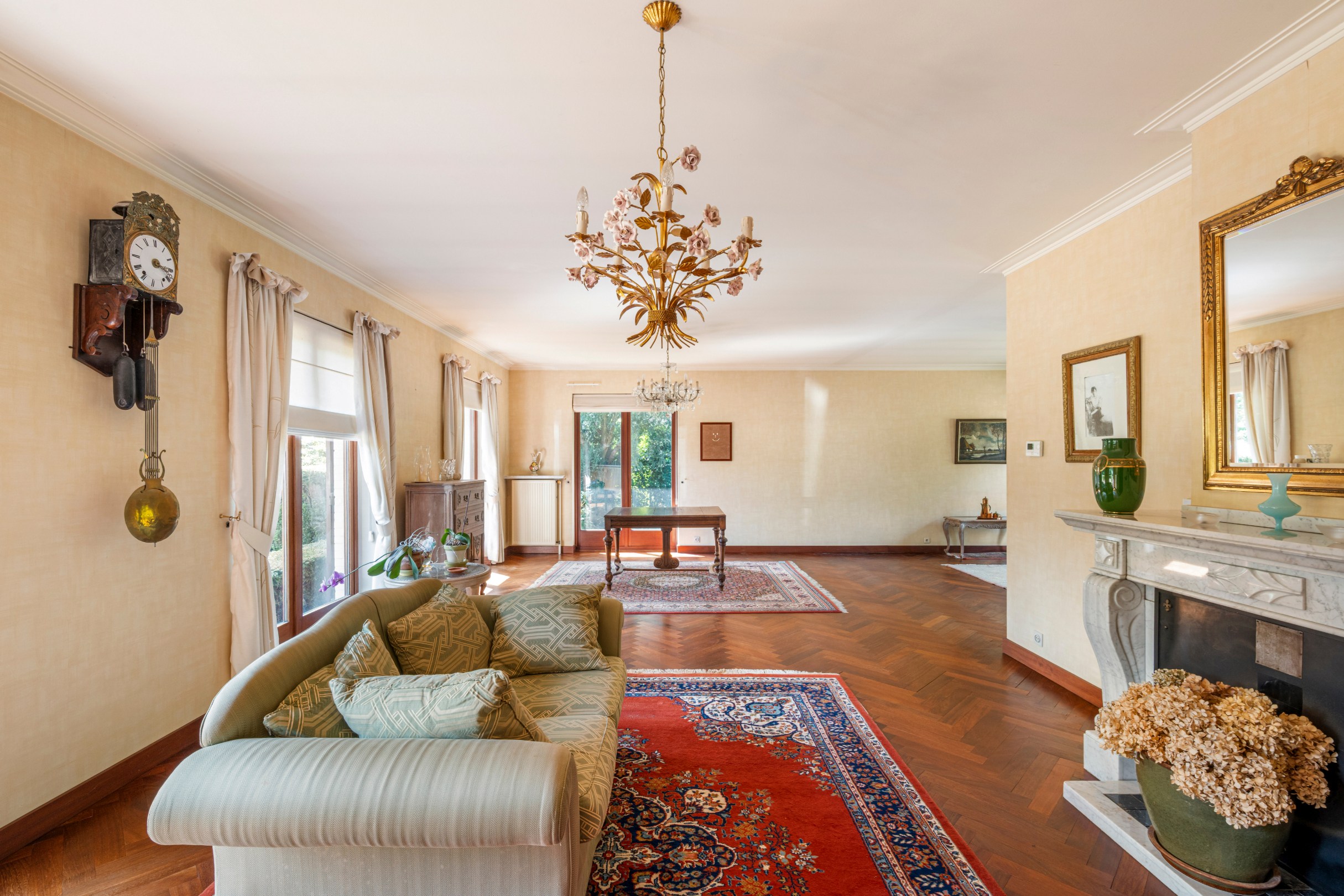 8624649